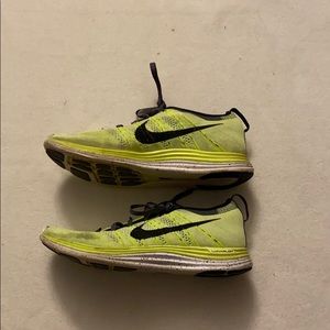 Nike flyknit one lunarlon athletic shoes